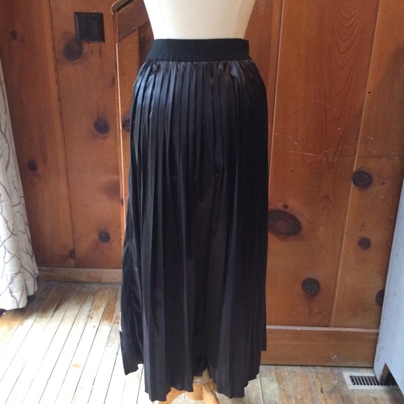 *SOLD* Le Lis Patchwork Pleated Formal Maxi Skirt - Picture 3 of 8